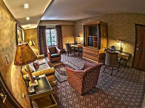 Bertram Inn And Conference Center Aurora 외부 사진