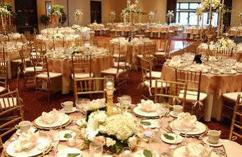 Bertram Inn And Conference Center Aurora 외부 사진